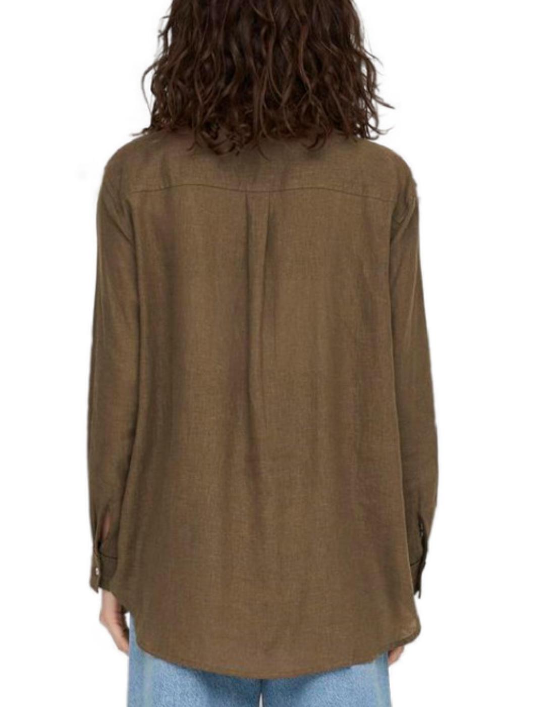 Camisa Only Tokky marrón de lino hombros caídos para mujer