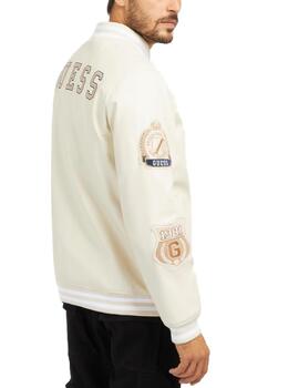 Chaqueta bomber Guess Varsity beige con parches para hombre