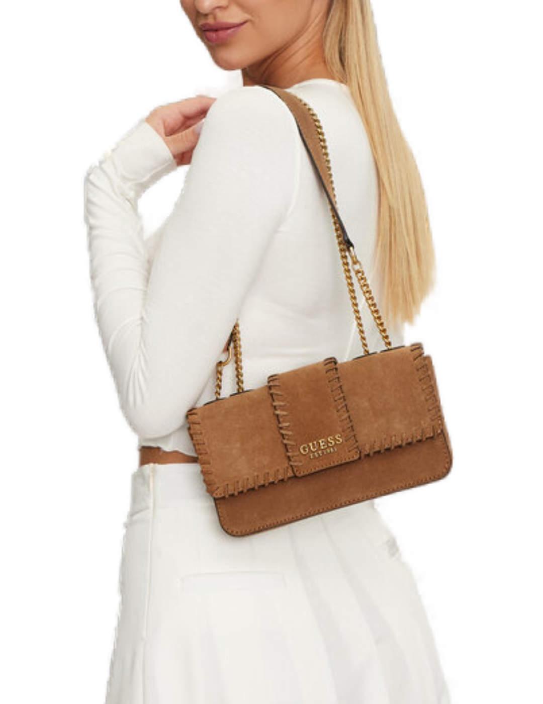 Bolso rectangular Guess Libera Xbody camel serraje de mujer