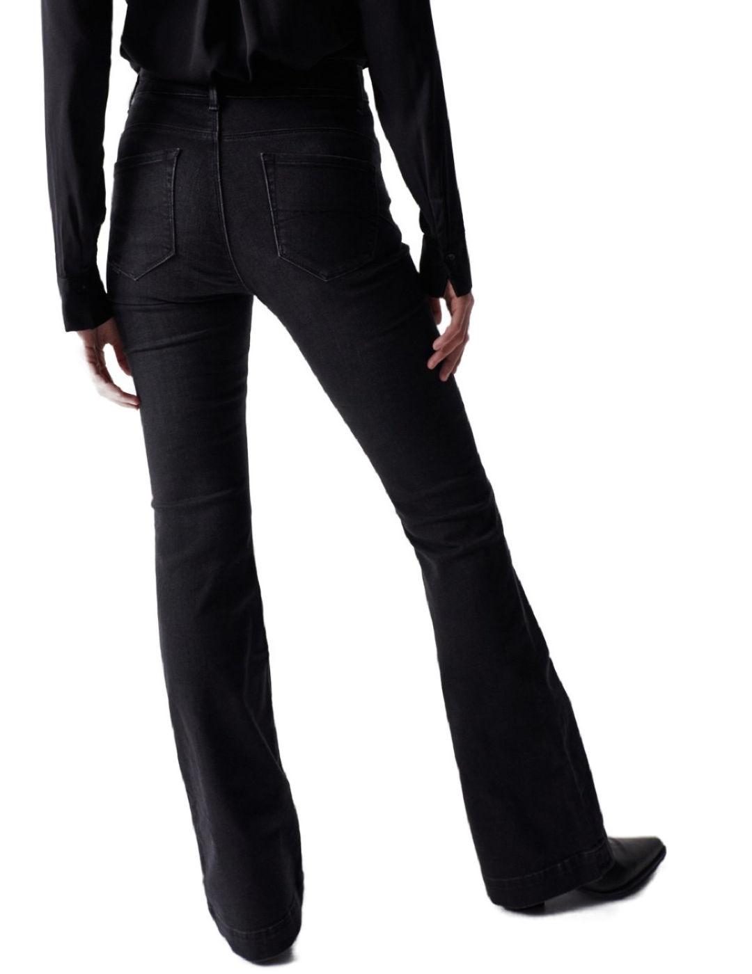 Pantalón vaquero Salsa Faiht push in flare negro mujer