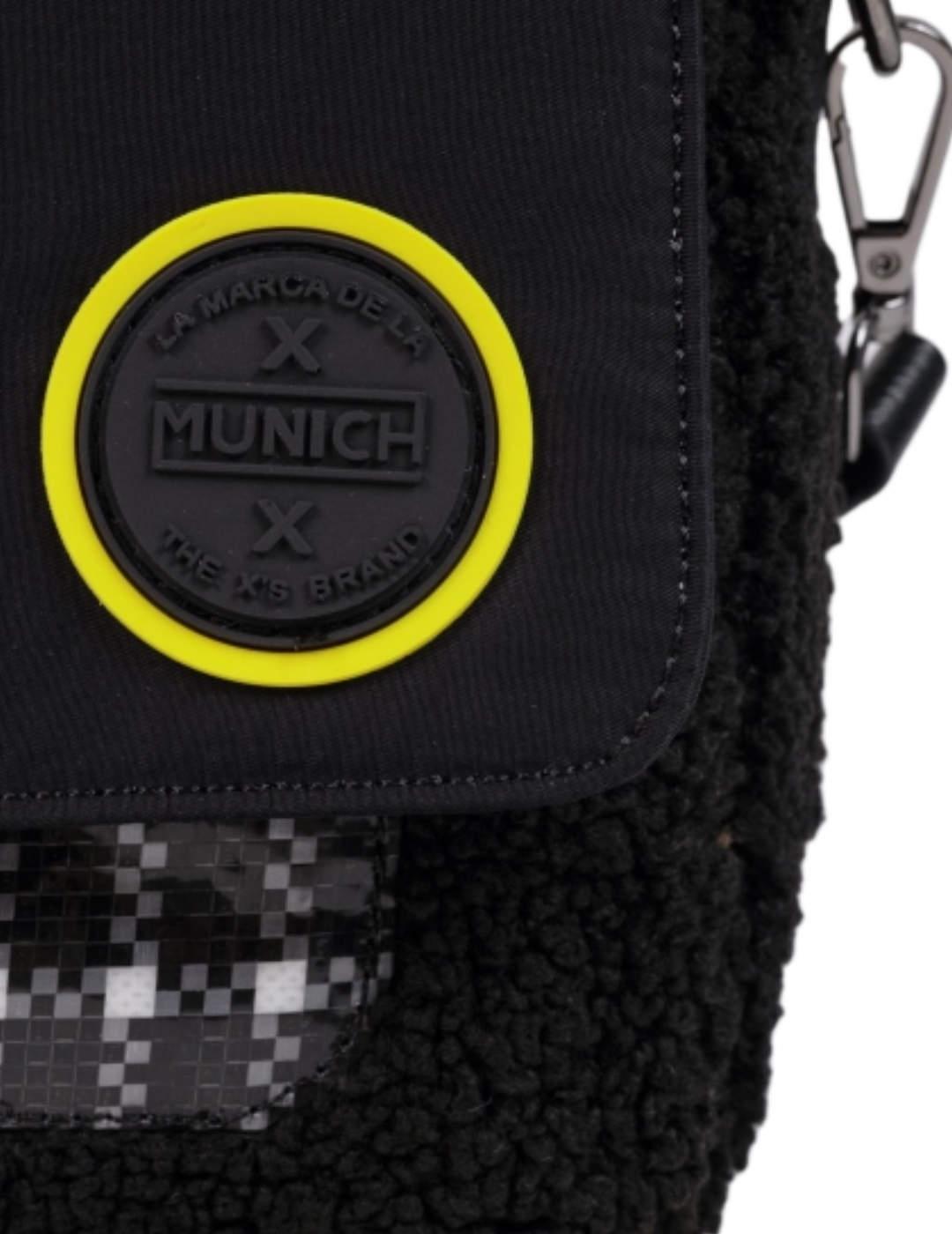 Bolso bandolera Munich detalles en borrego negro para mujer