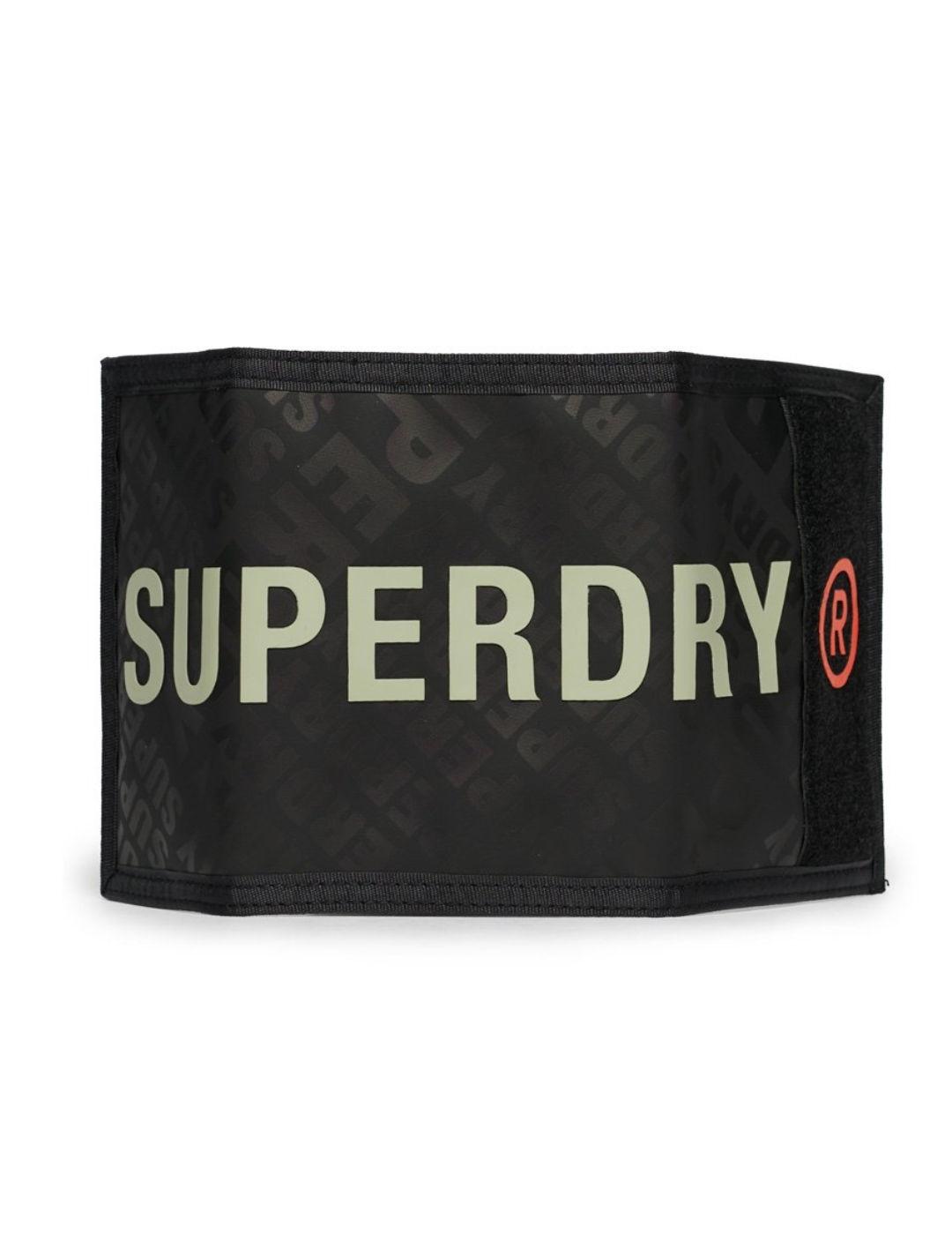 Cartera Superdry Tarp negro estampado velcro logotipo hombre