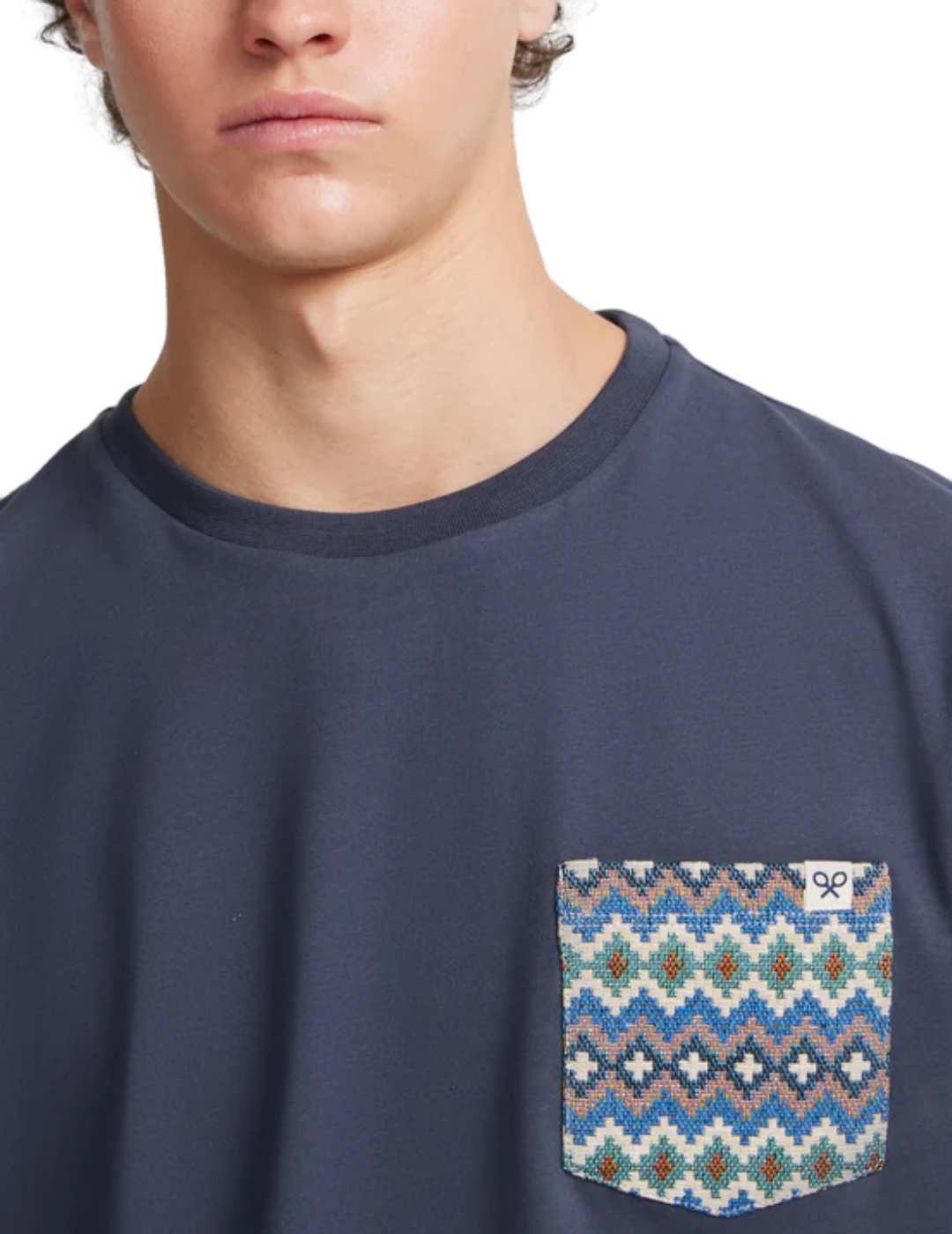 Camiseta Silbon bolsillo etnico marino amnga corta de hombre