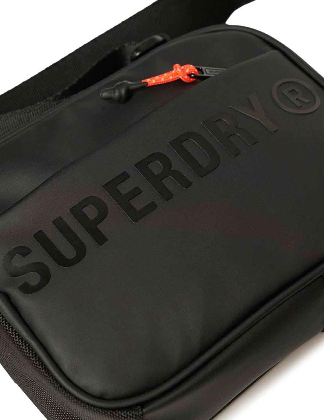 Bandolera Superdry negra y naranja logotipo para hombre