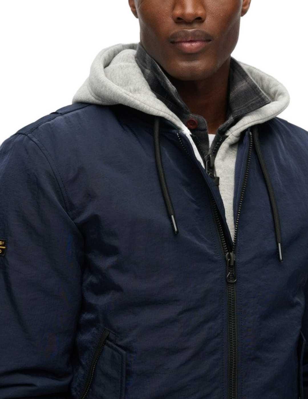 Abrigo Superdry azul marino con capucha y cremallera hombre