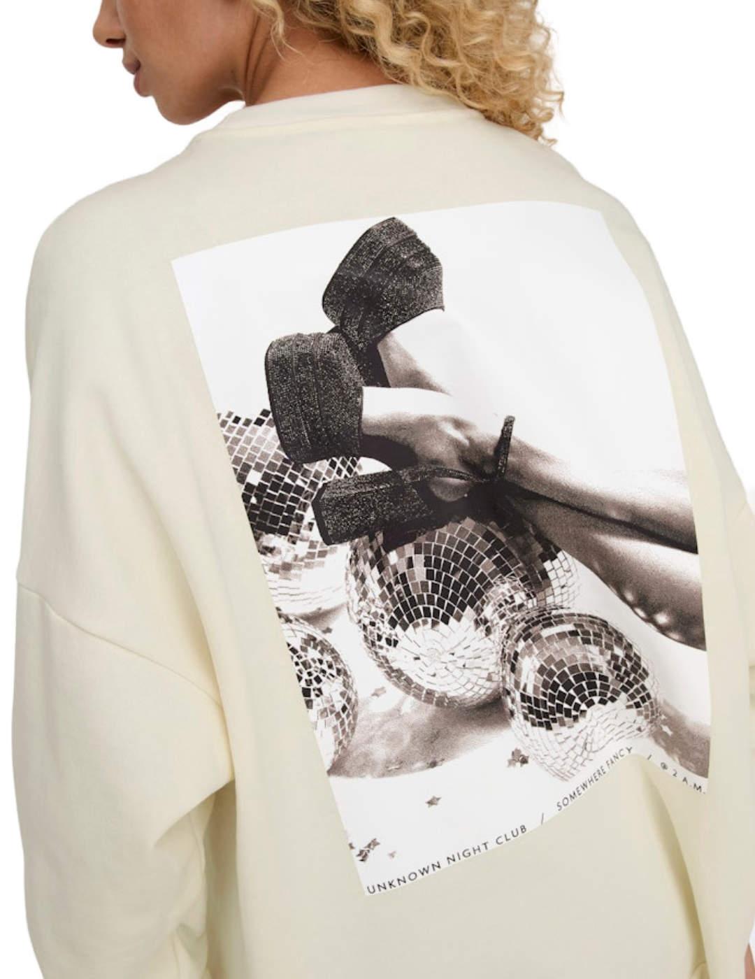 Sudadera Only Daze blanco Club estampado tacones para mujer