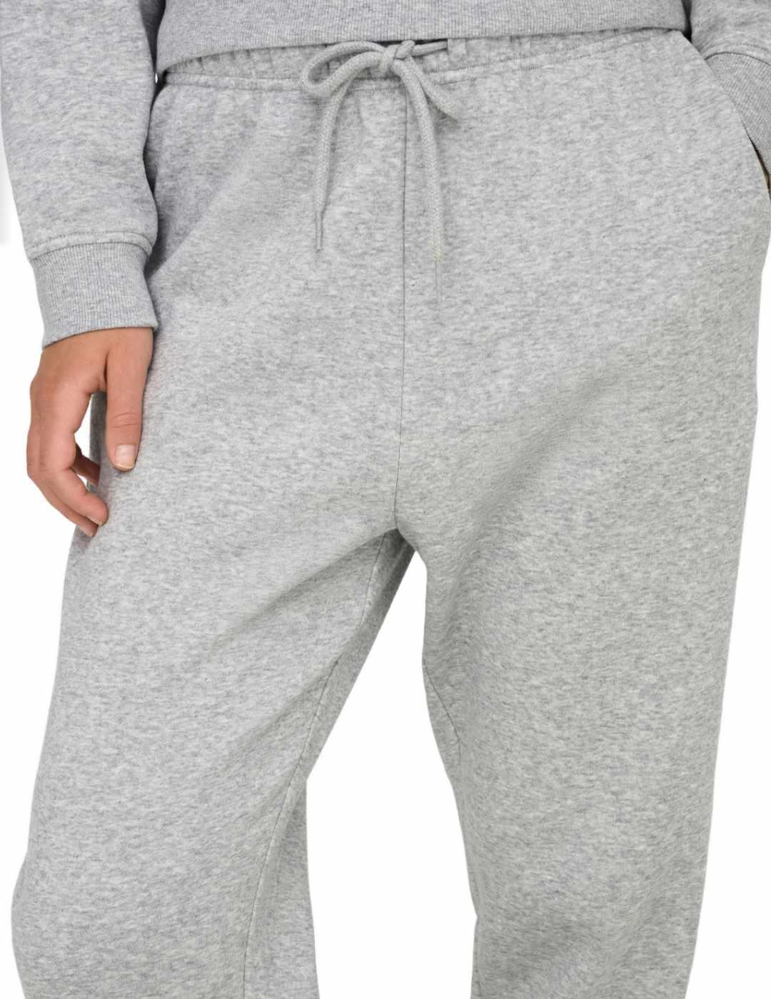 Pantalón jogger Only Sweat gris claro con puño para mujer