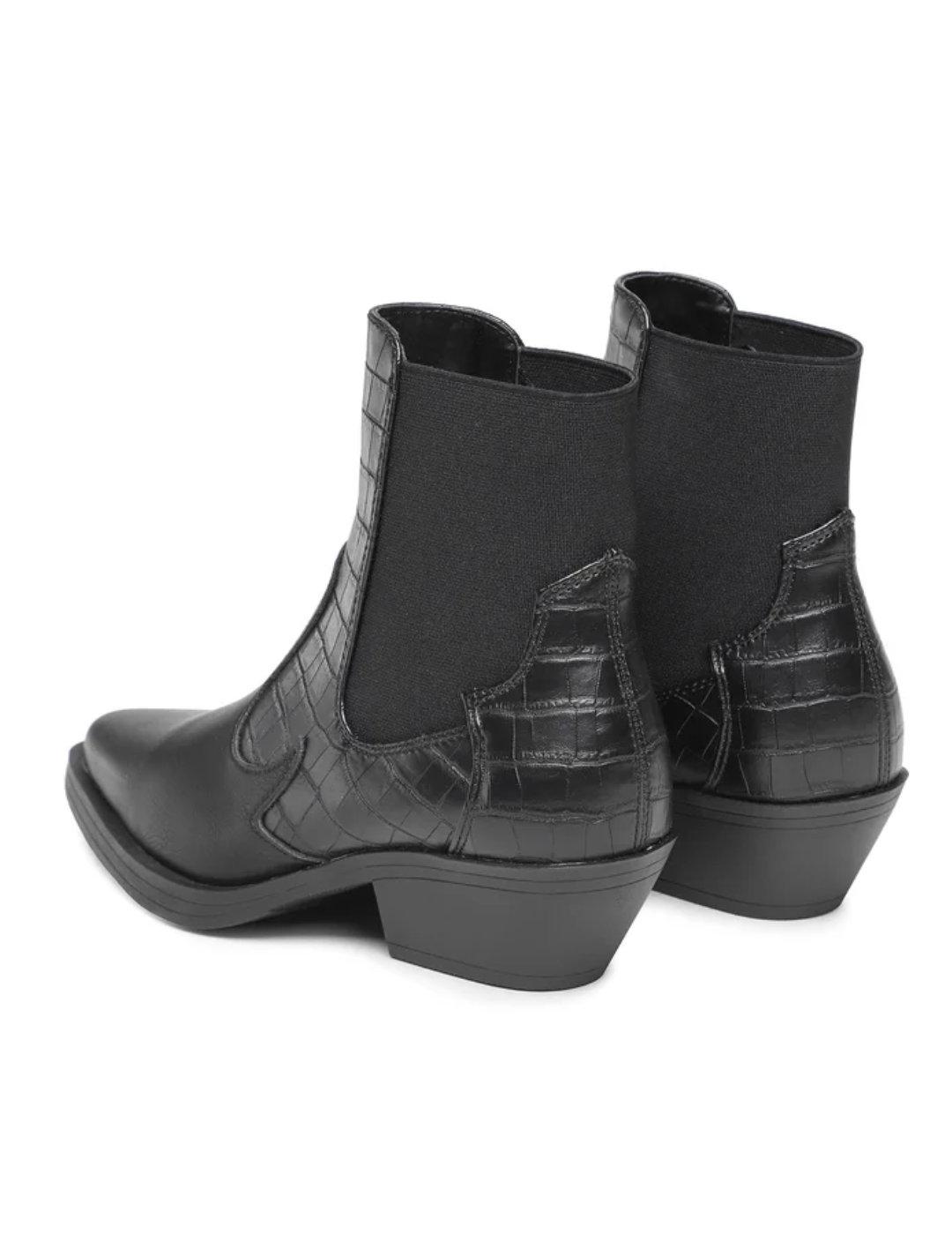 Botín Only Bronco Cowboy negro tacón bajo para mujer