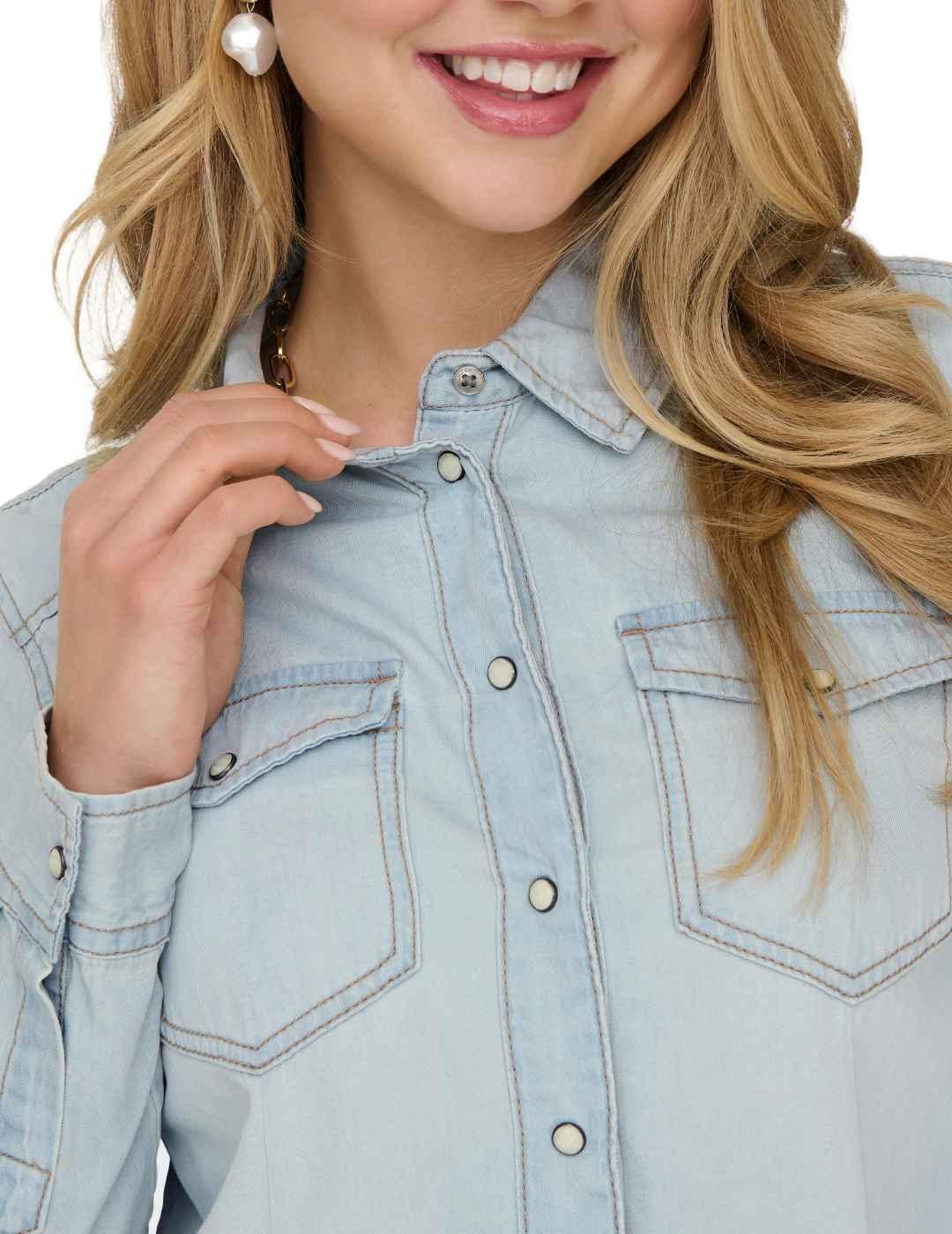 Camisa Only Alexa vaquera azul claro regular para mujer