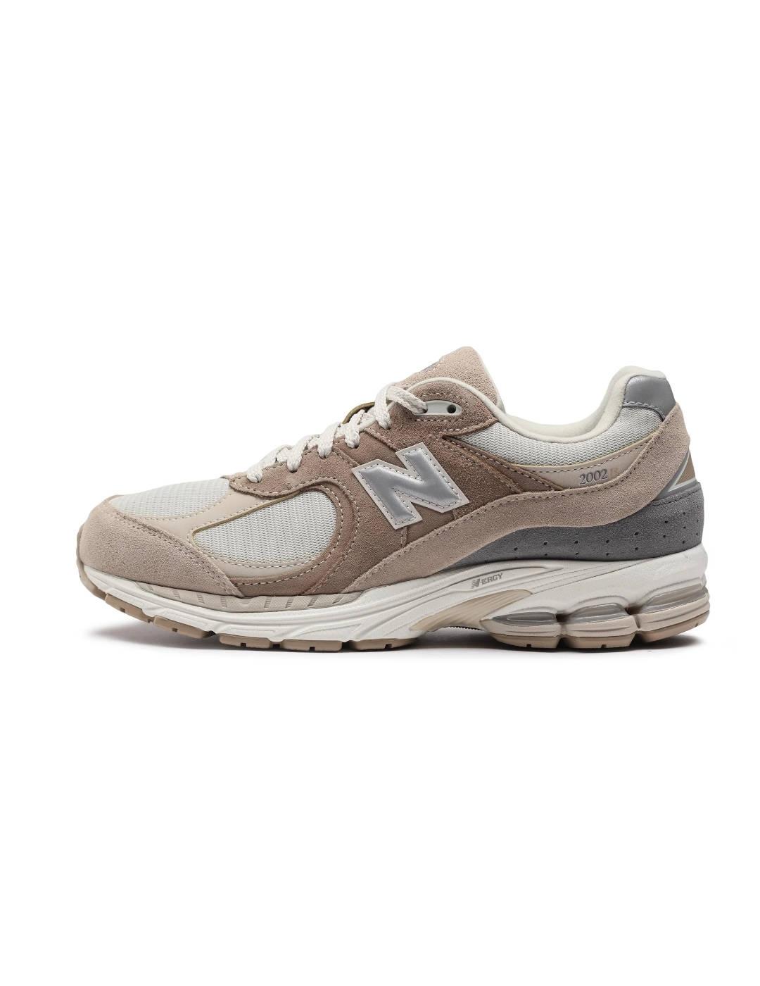 Zapatillas deportivas New Balance 2002R camel y beige hombre