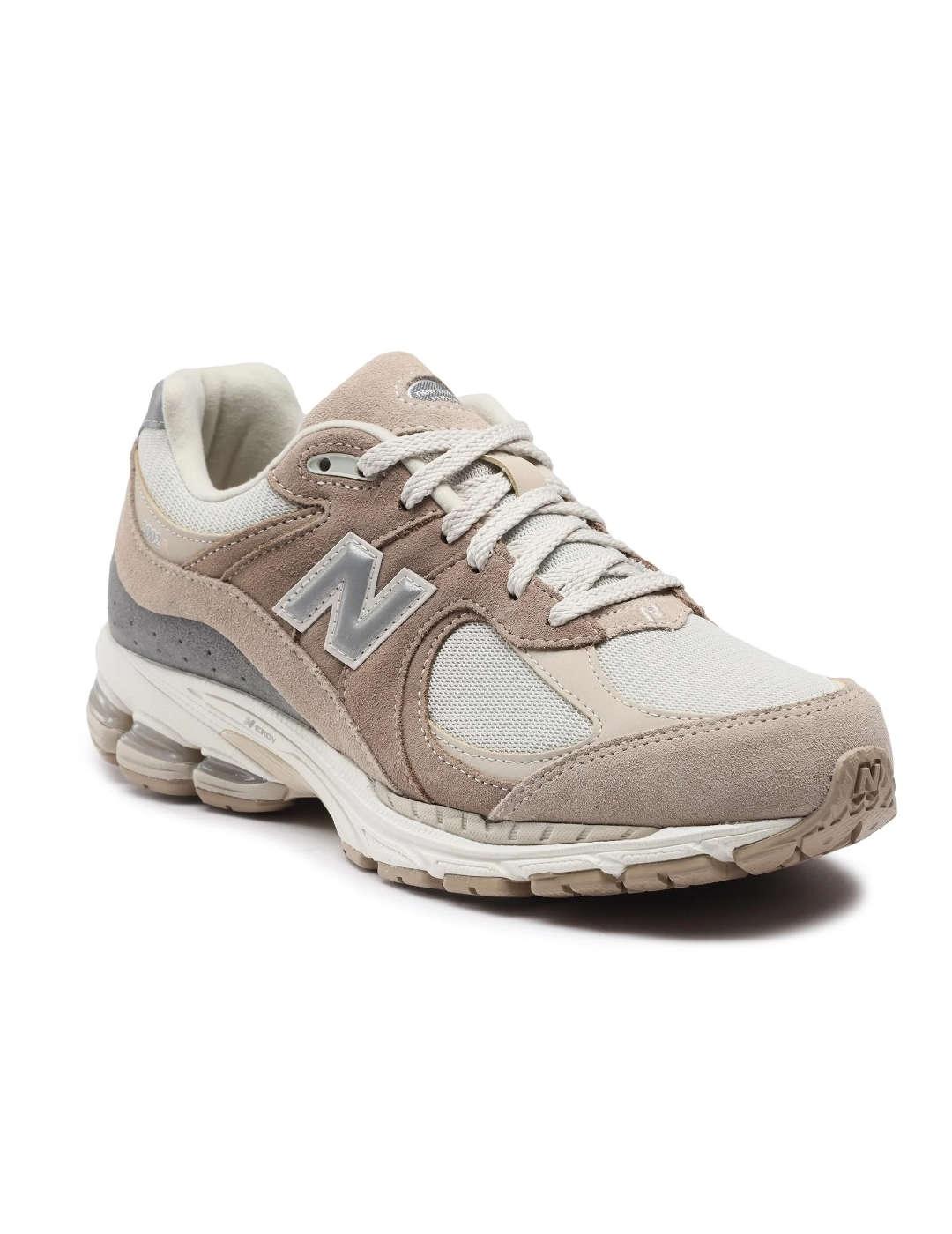 Zapatillas deportivas New Balance 2002R camel y beige hombre