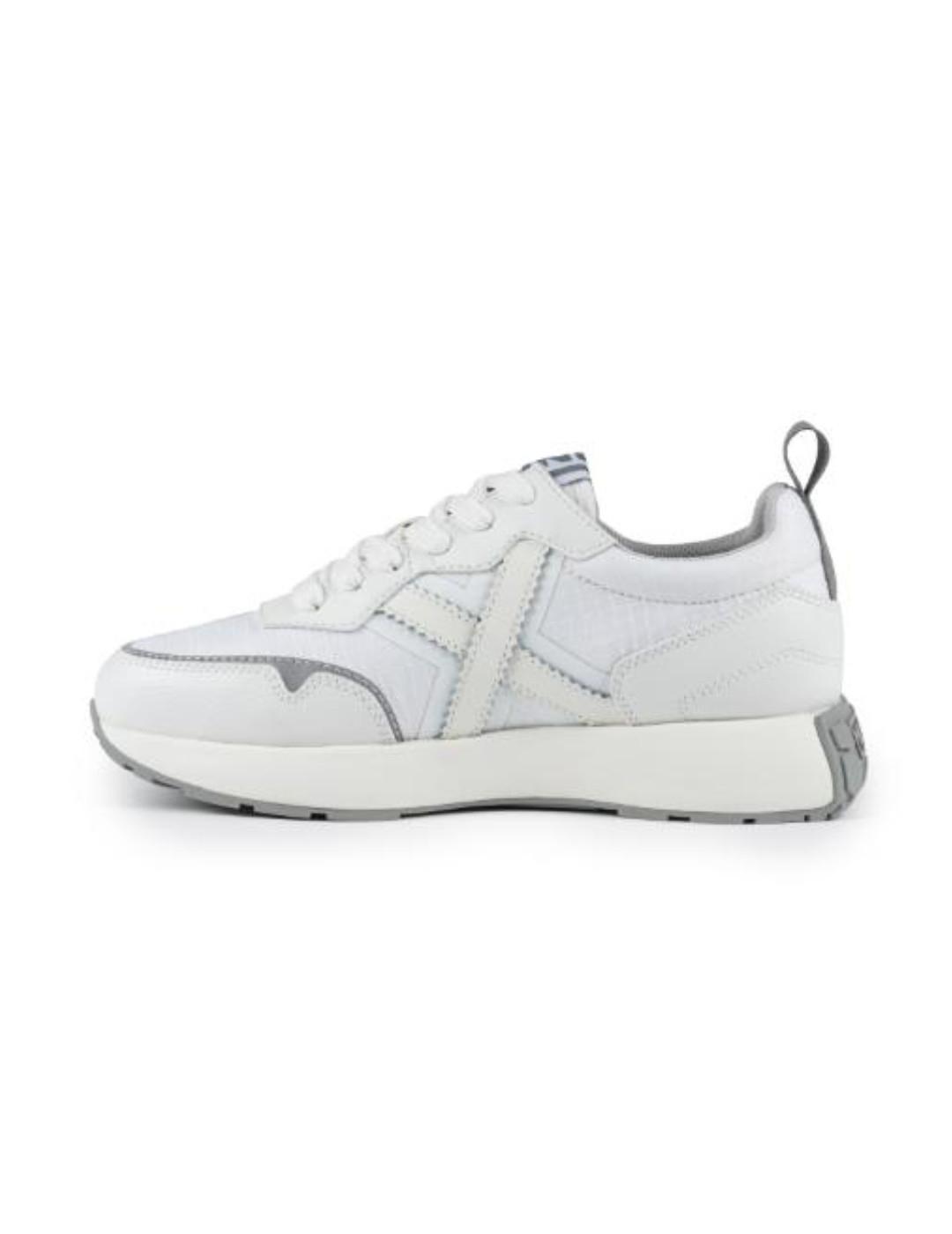 Zapatilla deportiva Munich Xemine blanco y gris para mujer