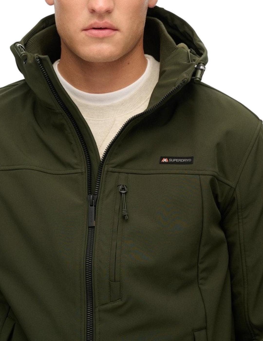 Chaqueta Superdry Trekker verde con capucha para hombre