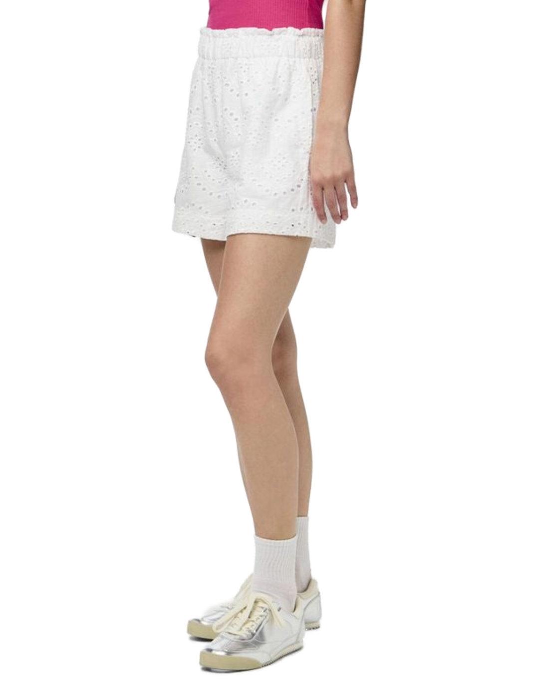 Shorts Pieces Vilde blanco troquelado regular para mujer