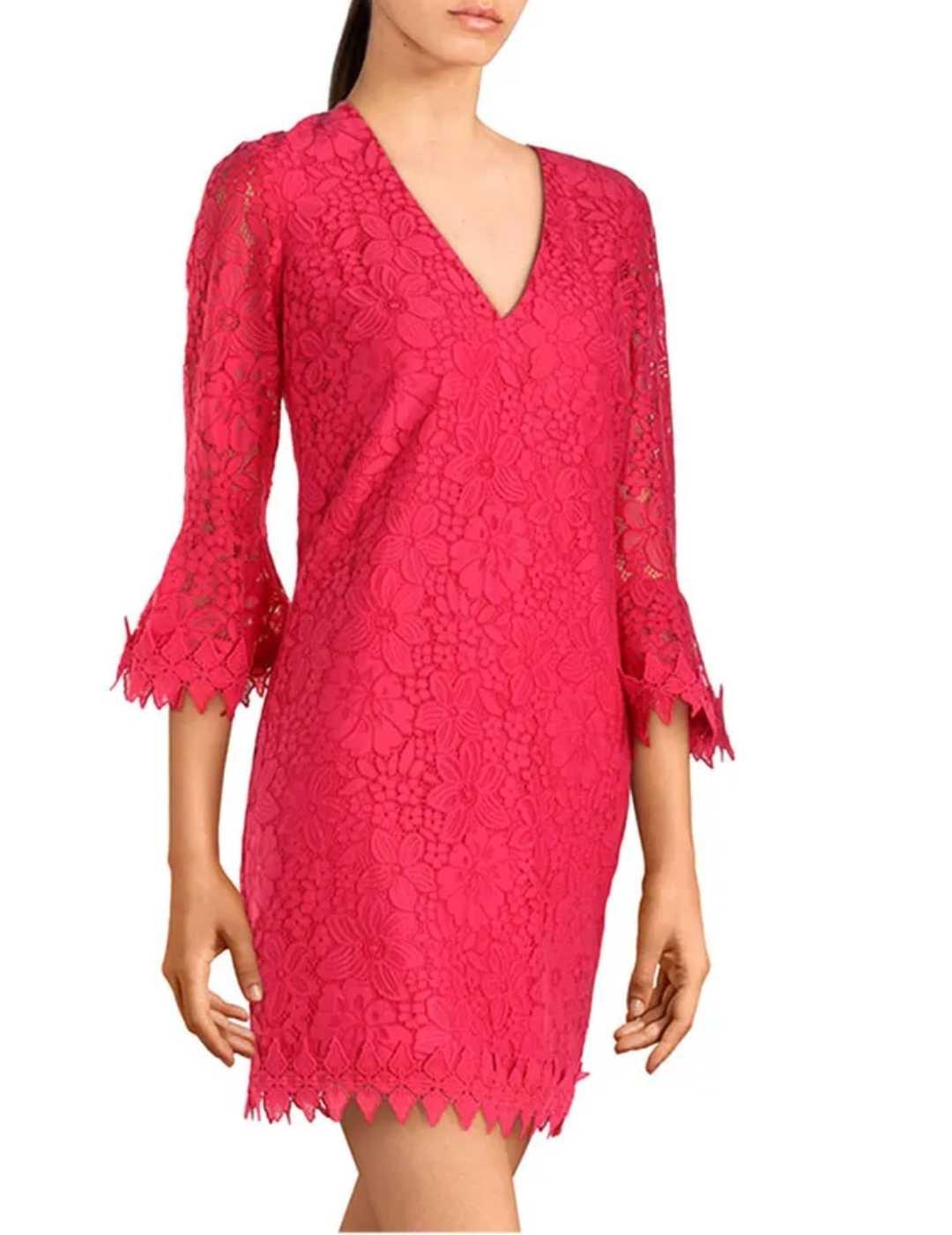 Vestido Guess Larina fucsia calado con forro de mujer