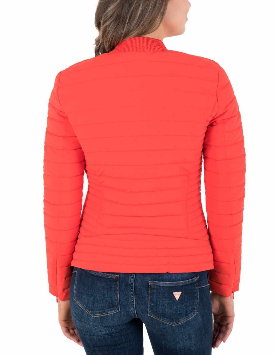 Chaqueta Guess Vera rojo guateado con cremallera para mujer
