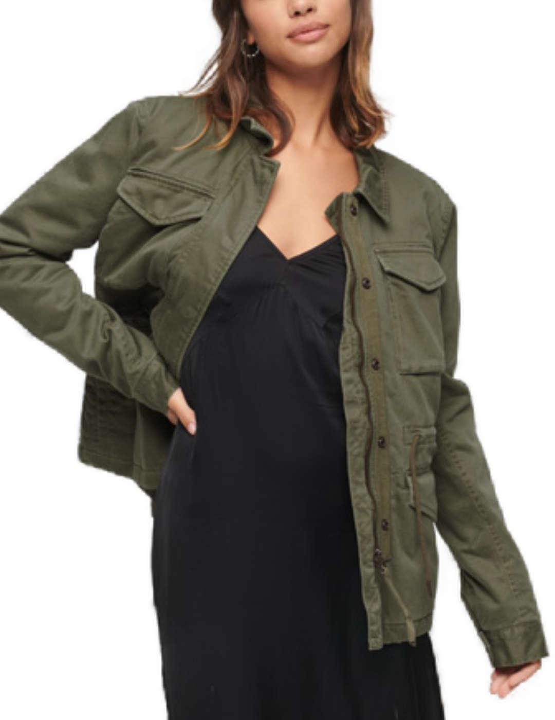 Chaqueta Superdry Military verde kaki con pelo para mujer