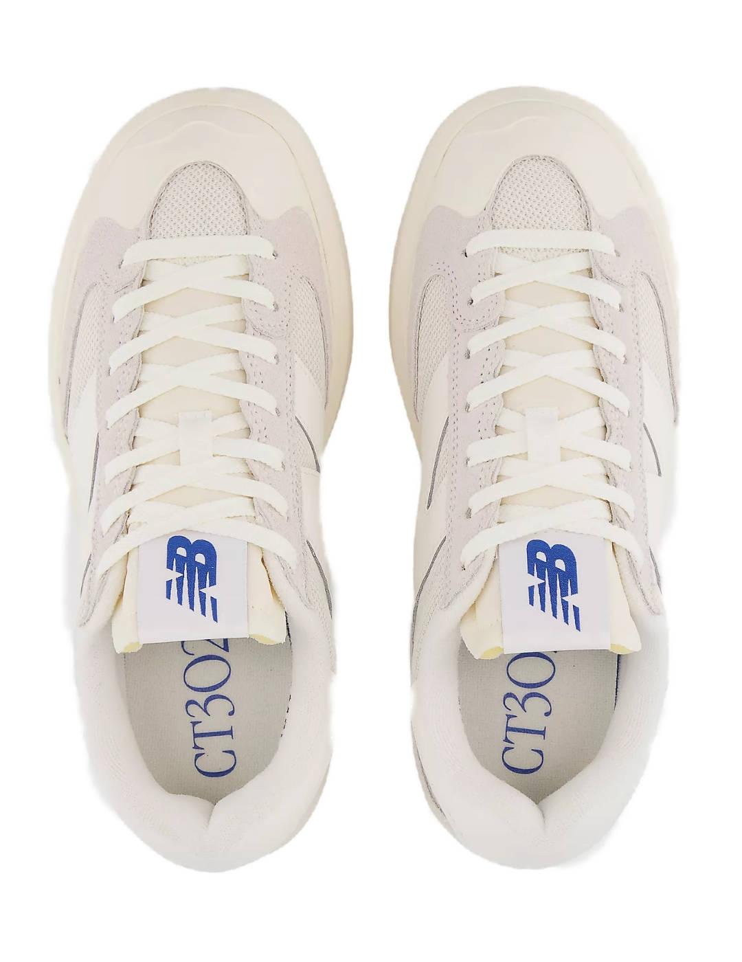 Zapatillas New Balance CT302 beige y detalles en gris mujer