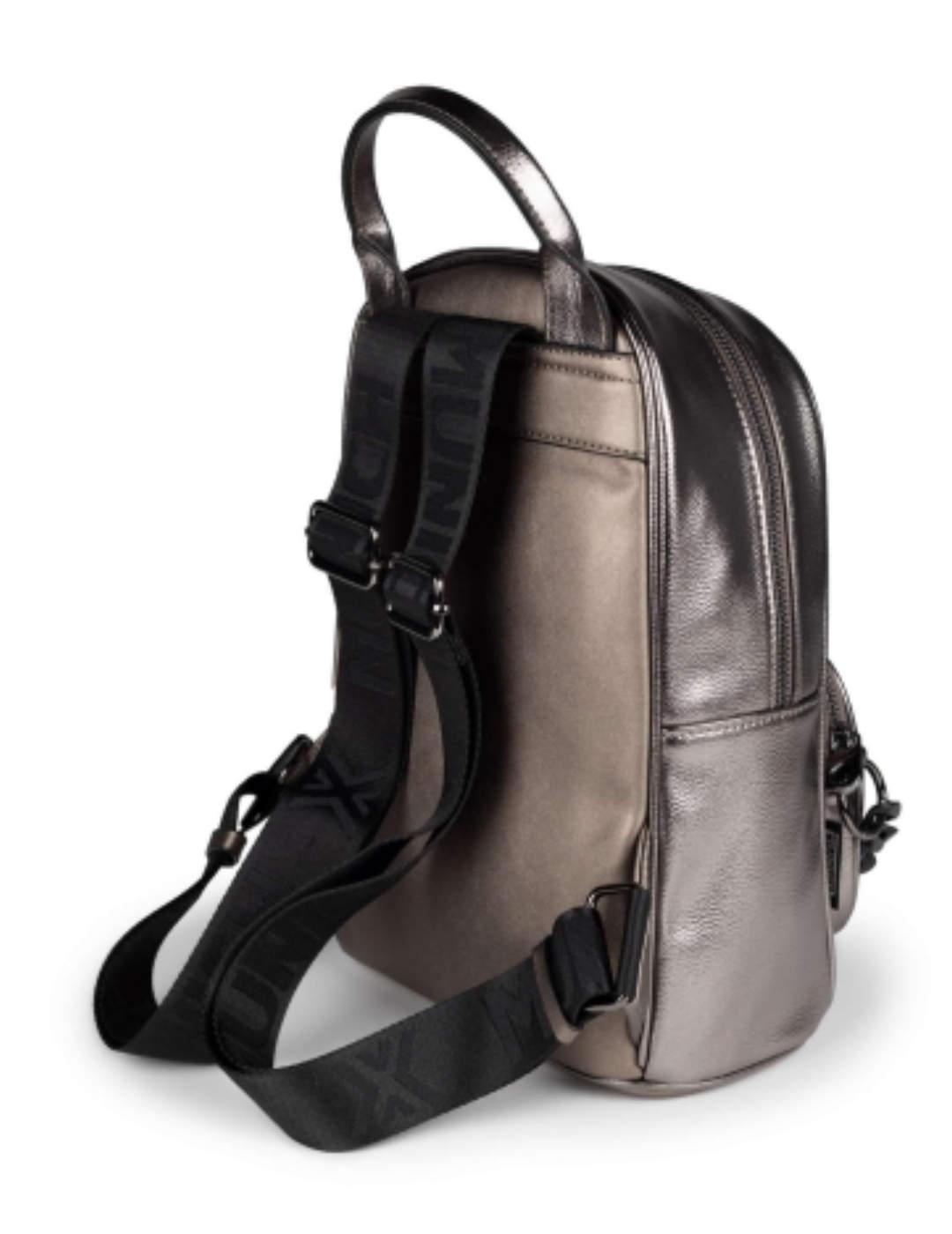Mochila Munich de piel color plateado brillante para mujer