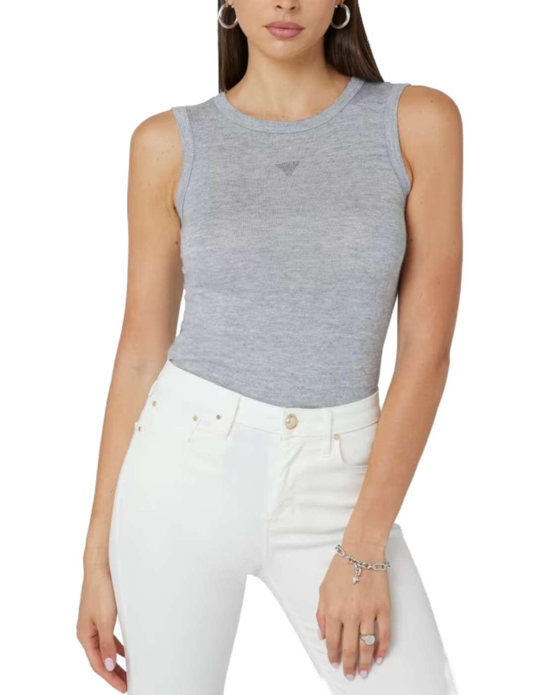 Camiseta Guess Michaela gris medio manga sisa para mujer