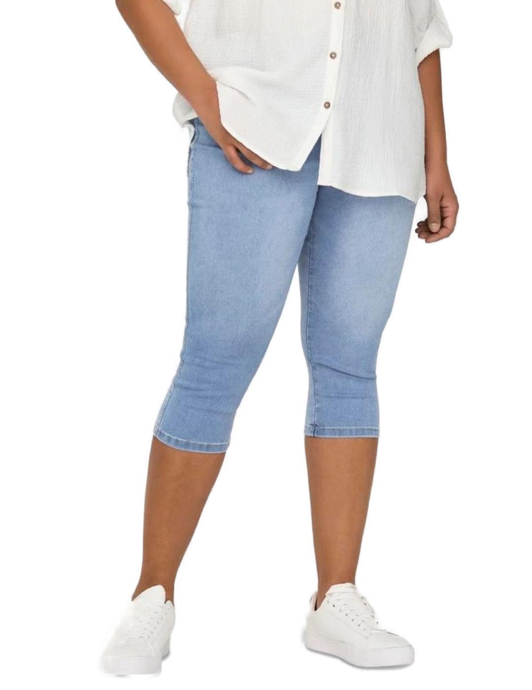 Bermuda Only Carmakoma Augusta azul claro skinny para mujer