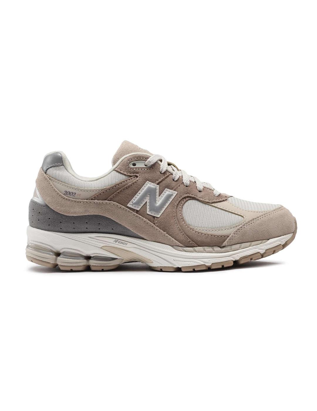 Zapatillas deportivas New Balance 2002R camel y beige hombre