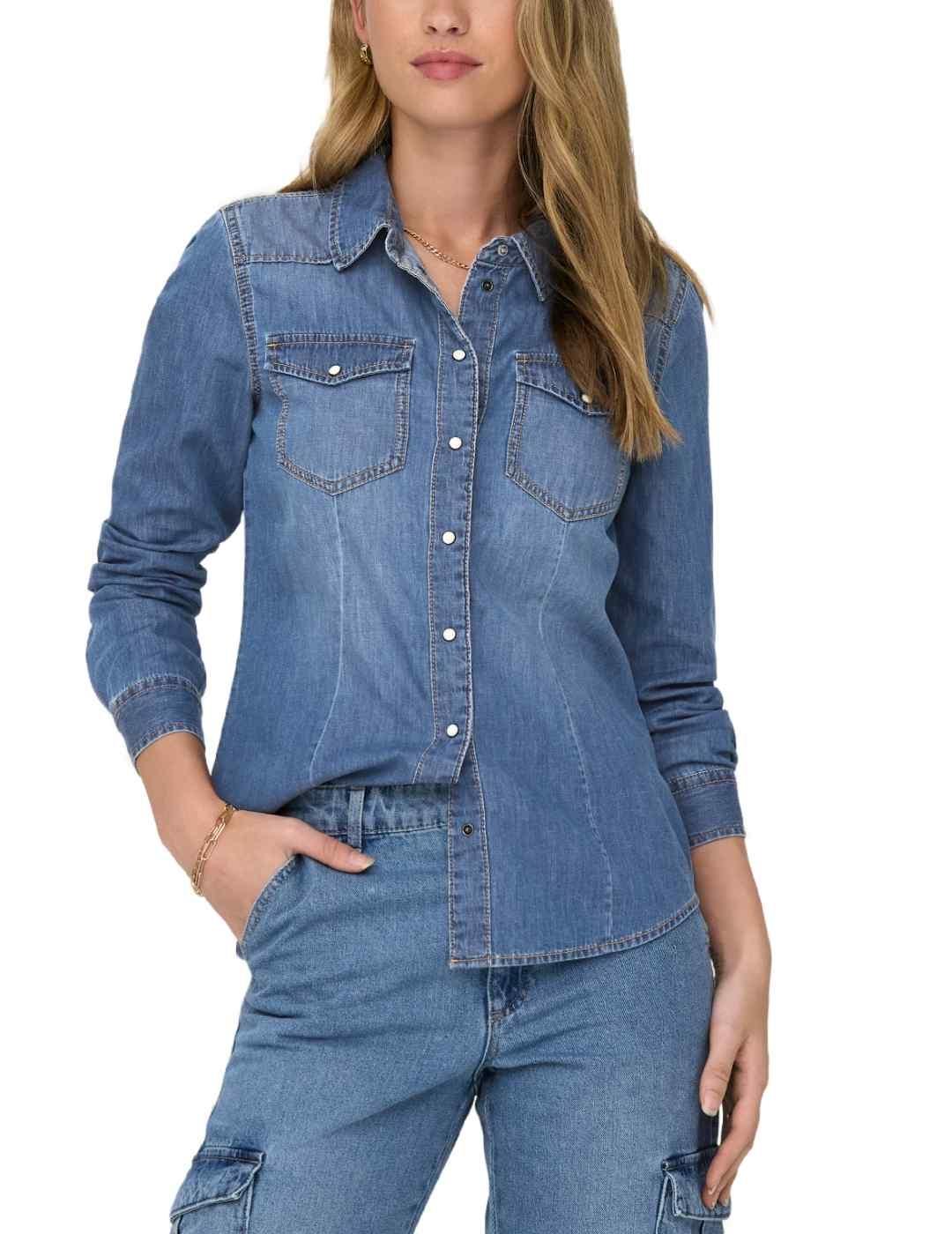 Camisa Only Alexa vaquera azul medio regular para mujer