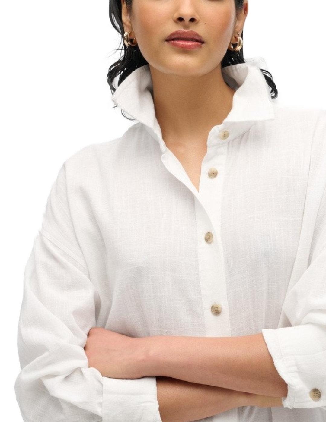 Camisa Superdry lino larga Ibiza blanca overzie para mujer