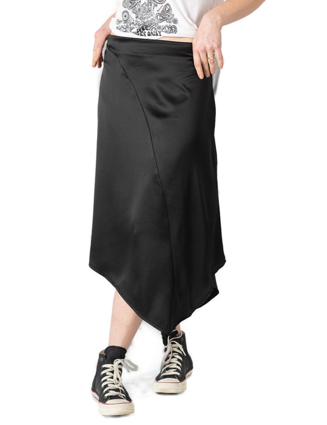Falda Animosa Satinada negra midi de satén para mujer