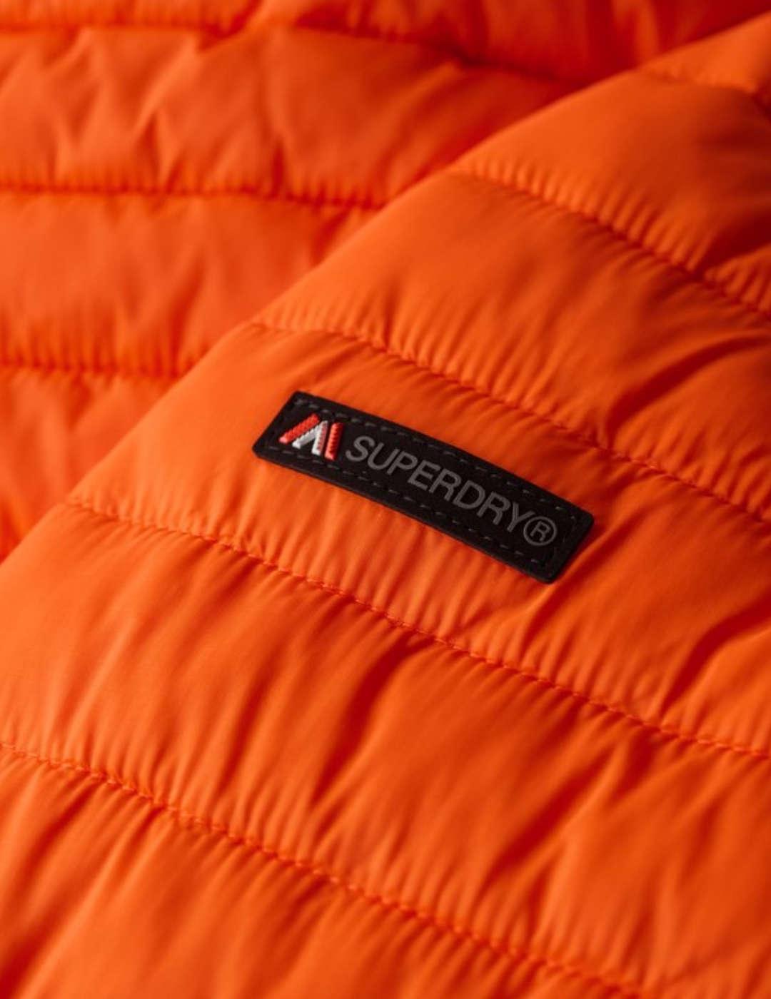 Plumas Superdry Fuji Lite naranja con capucha para hombre
