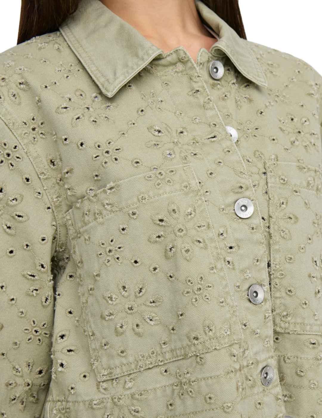 Chaqueta Only Elsa verde claro troquelada para mujer