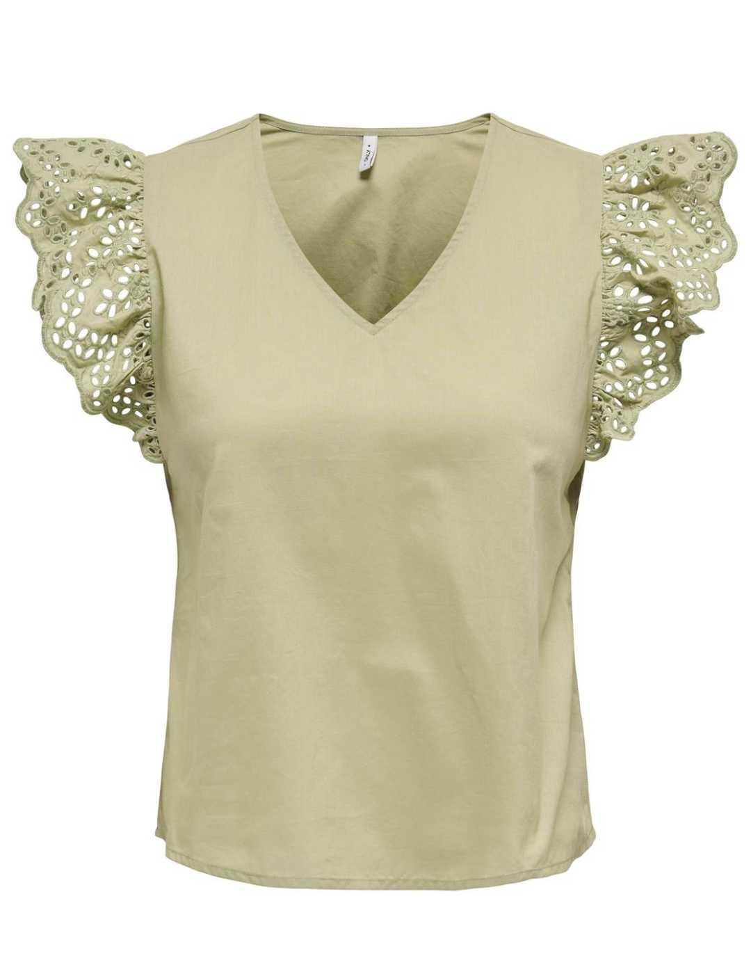 Camiseta Only Lou troquelada verde claro volantes para mujer