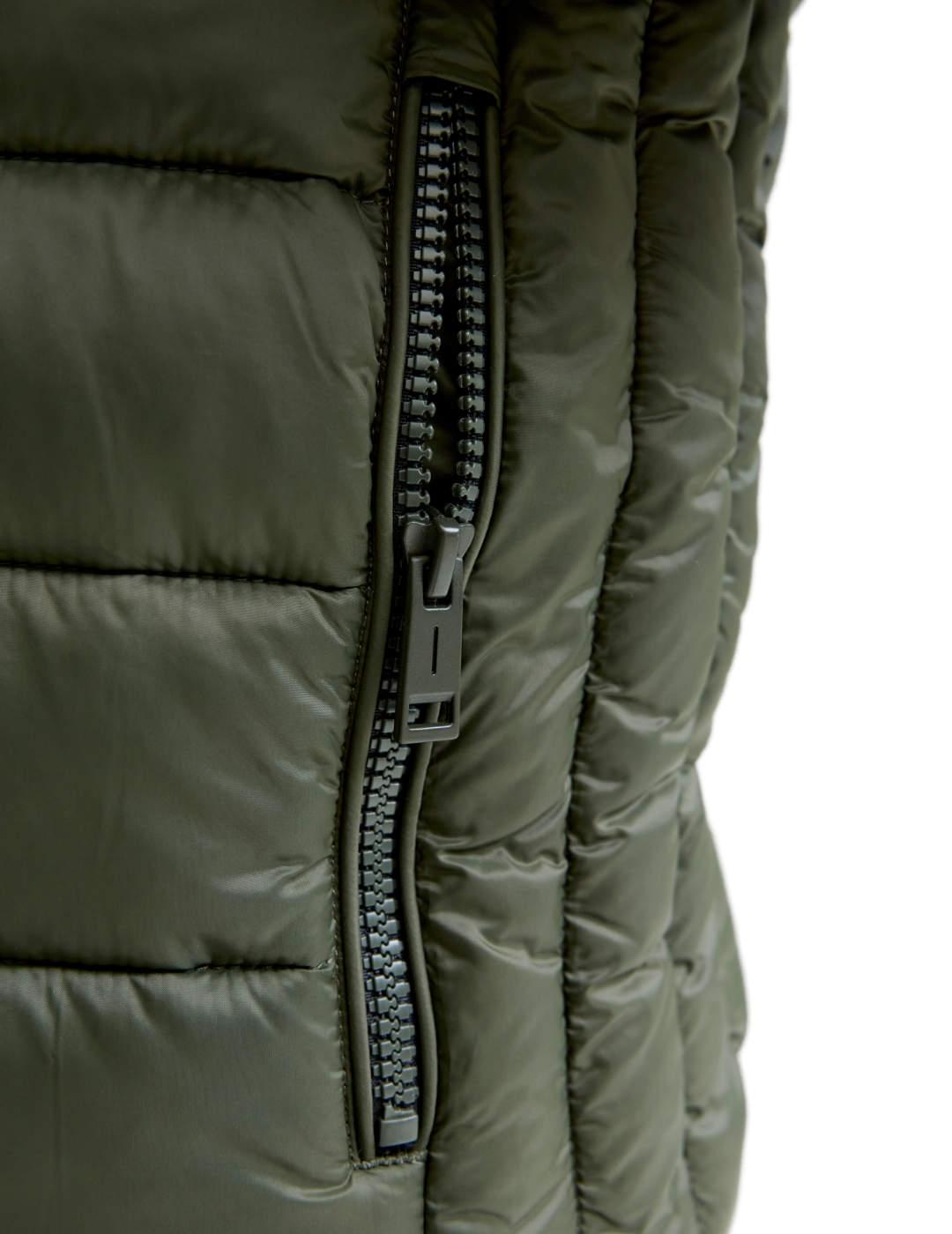 Plumón Jack&Jones Bradley verde acolchada capucha de hombre