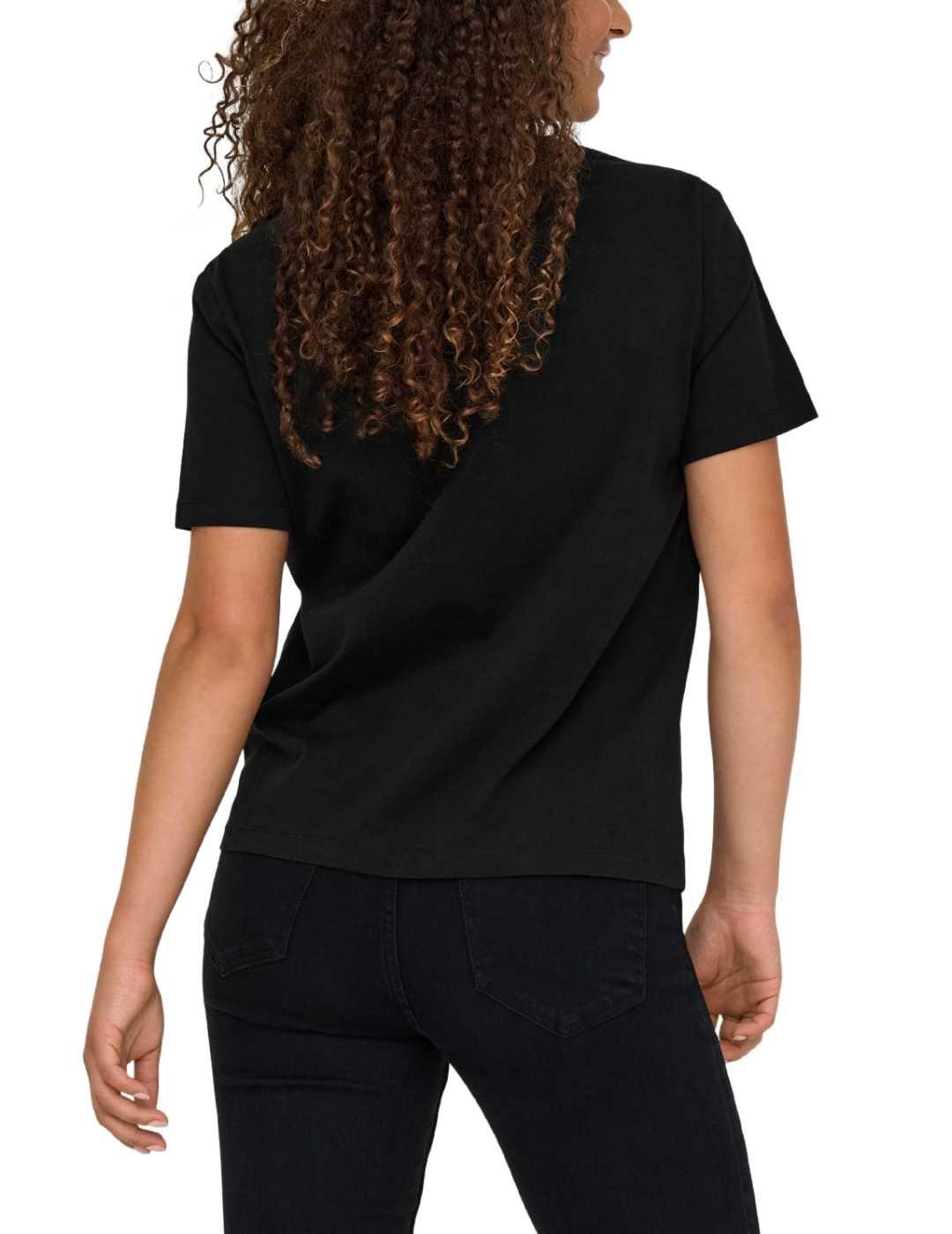 Camiseta Only Odessa negra silueta manga corta para mujer
