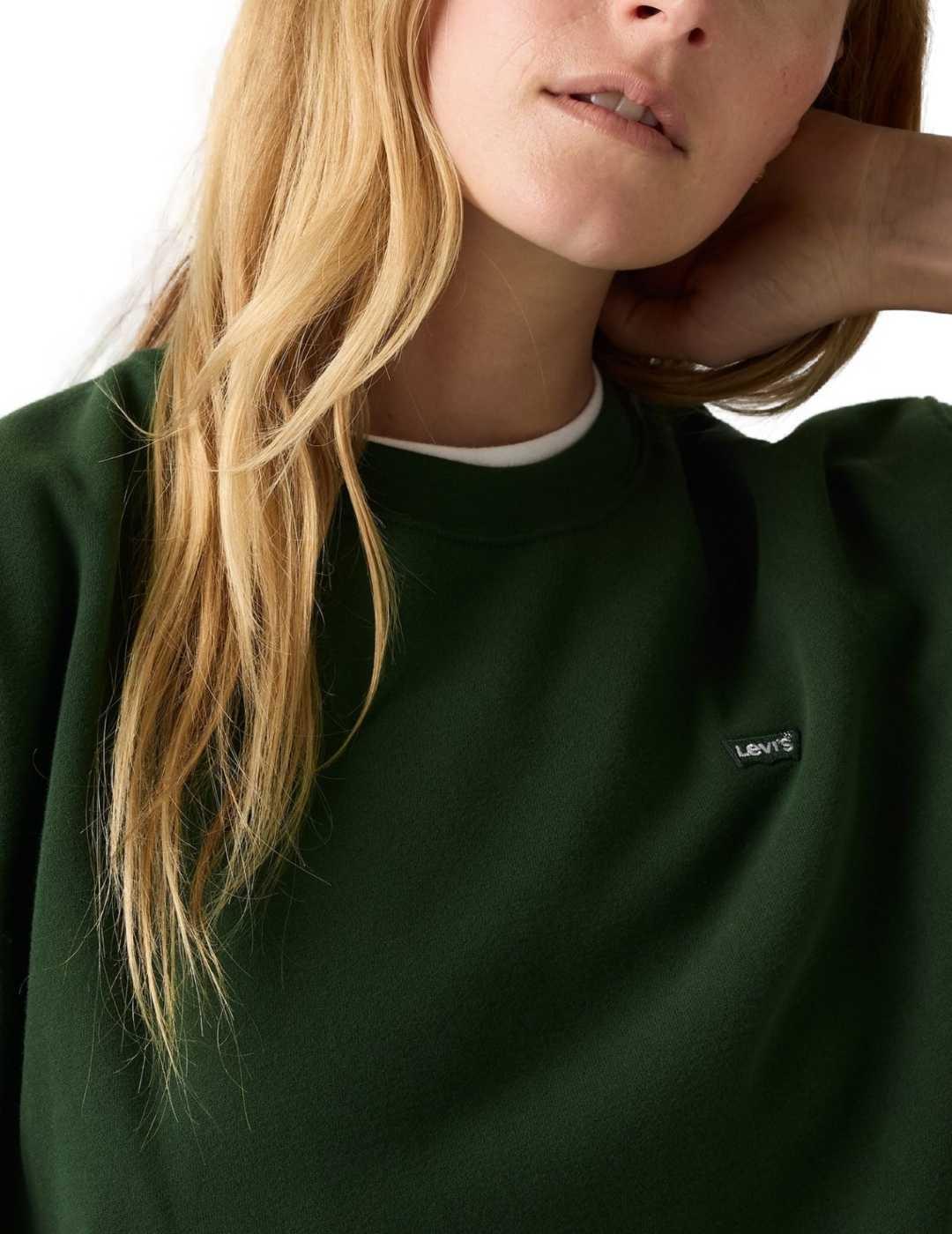Sudadera Levi's® Red Tab™verde pino afelpada de mujer