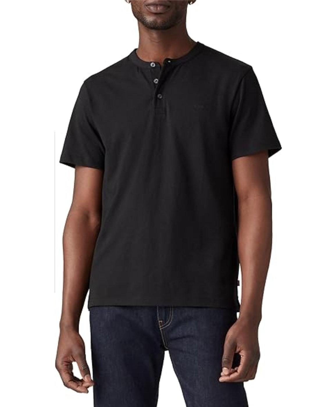 Camiseta Levi's® Red Tab™ negra con botones para hombre