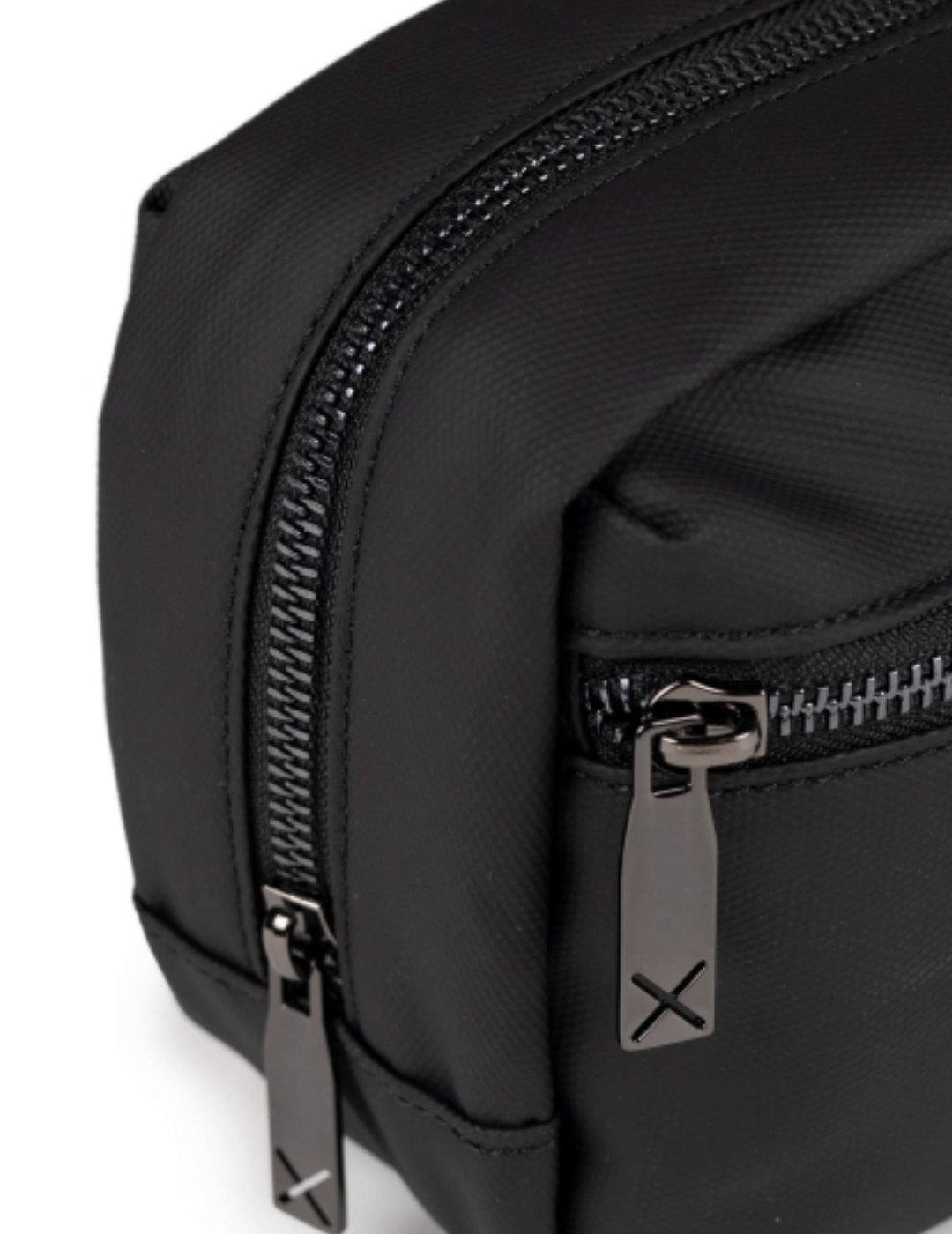 Neceser Munich negro básico para hombre