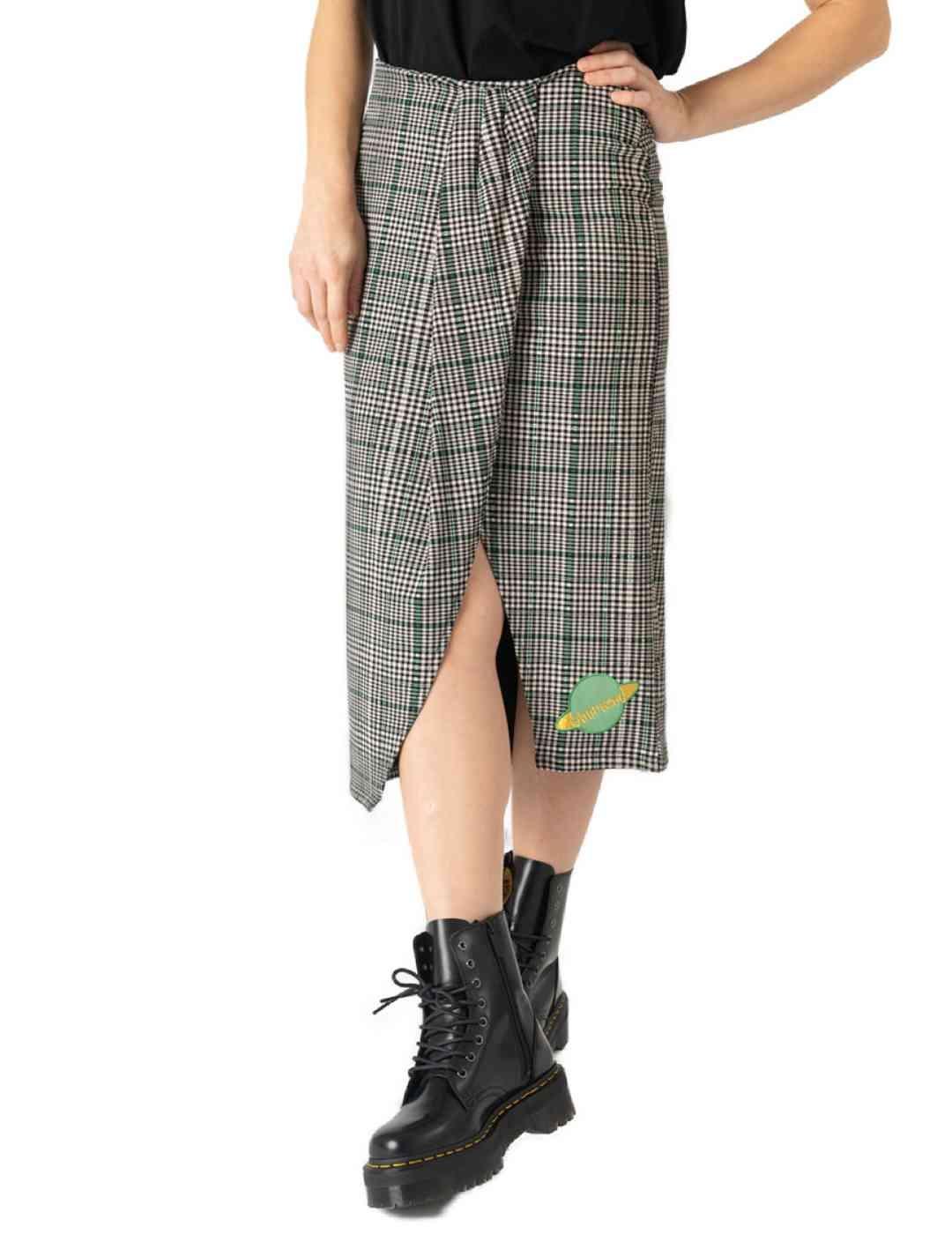 Falda Animosa Planeta cuadros y bordados larga para mujer