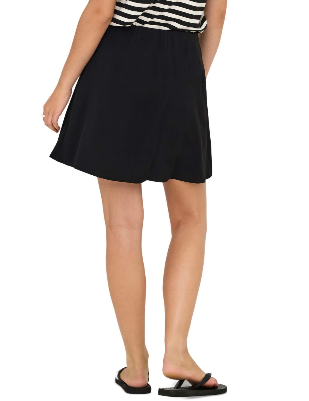 Falda pantalón Only Nova corta negra de mujer