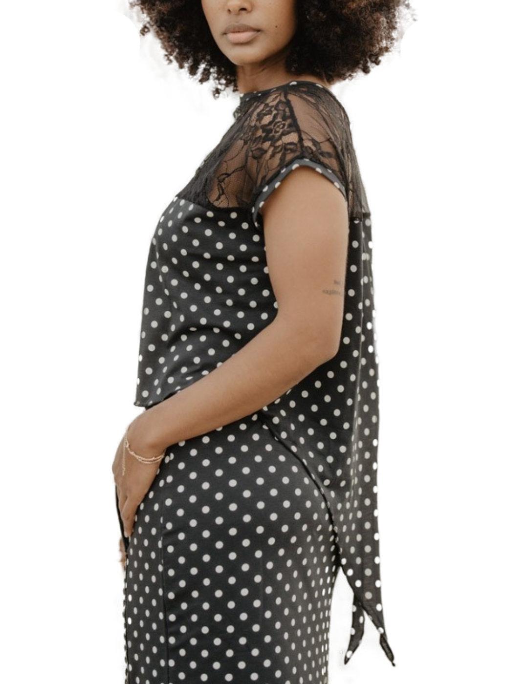 Camiseta Animosa Betty Grable lunares blancos para mujer