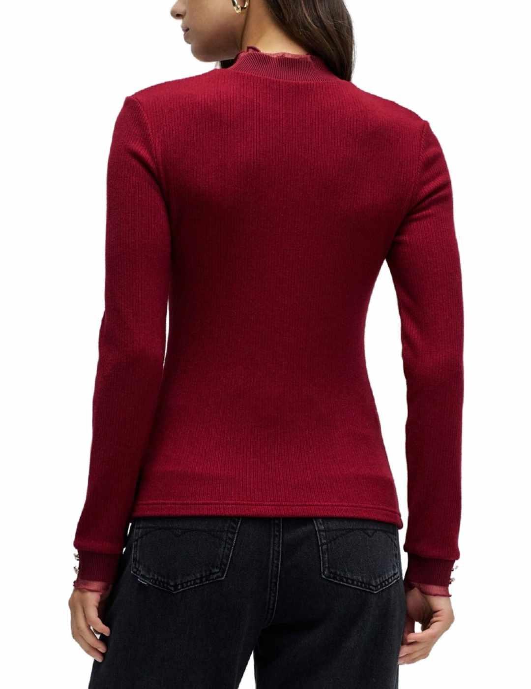 Jersey Salsa cuello altocon detalles en tul  rojo de mujer