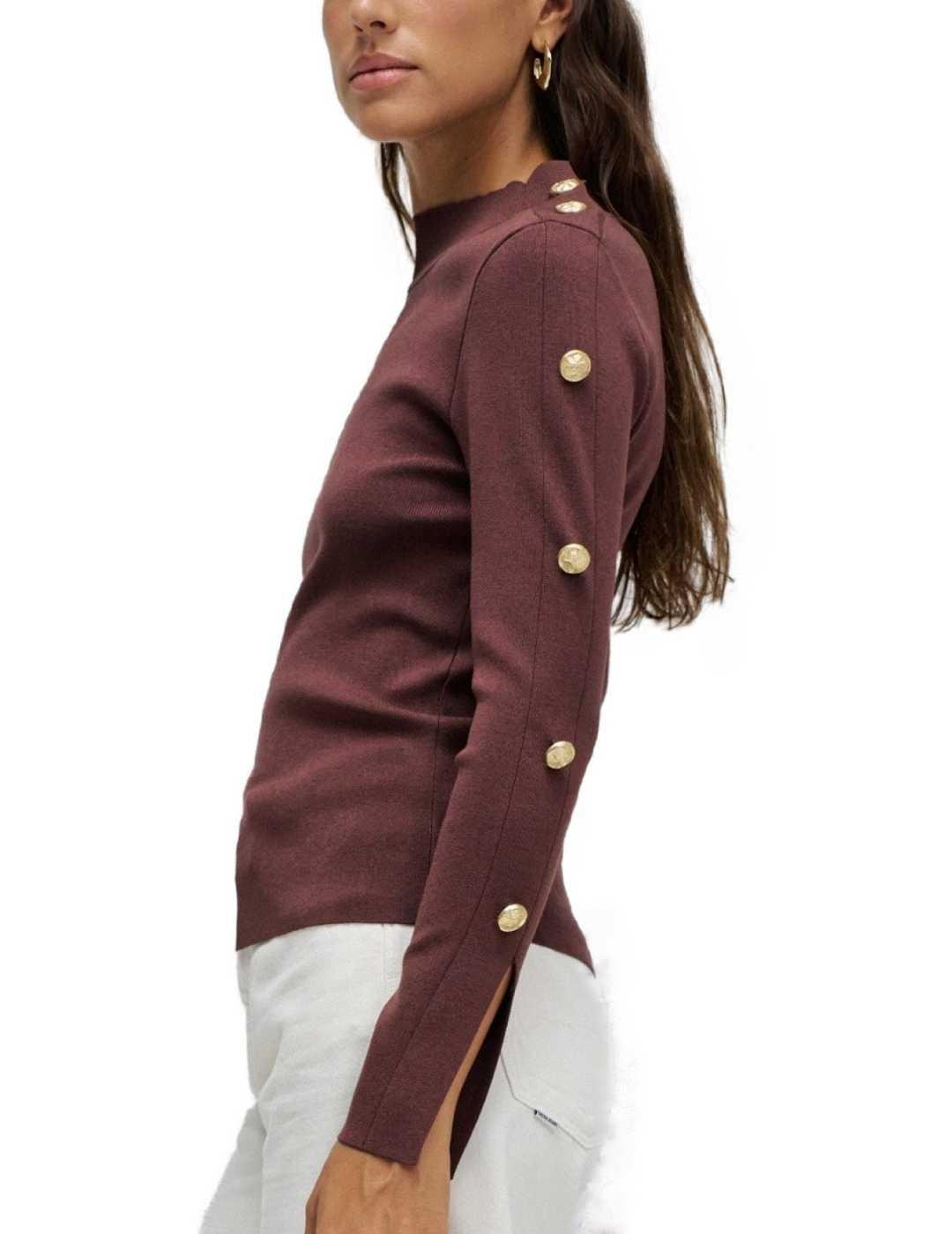 Jersey Salsa marrón botones dorados en manga de mujer