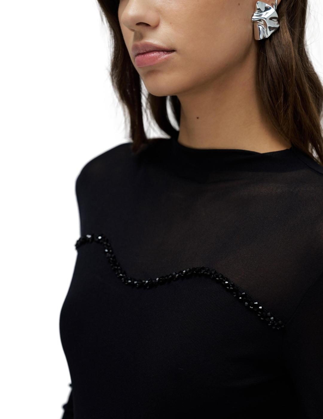 Camiseta Salsa negra de tul con trasparencia negra de mujer