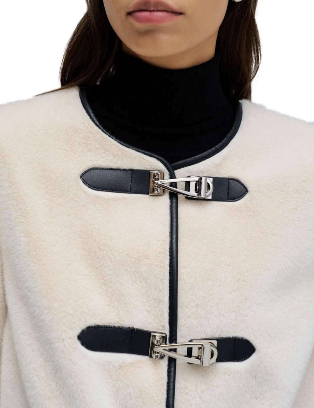 Chaqueta Salsa de pelo extremos en piel blanca pelo de mujer