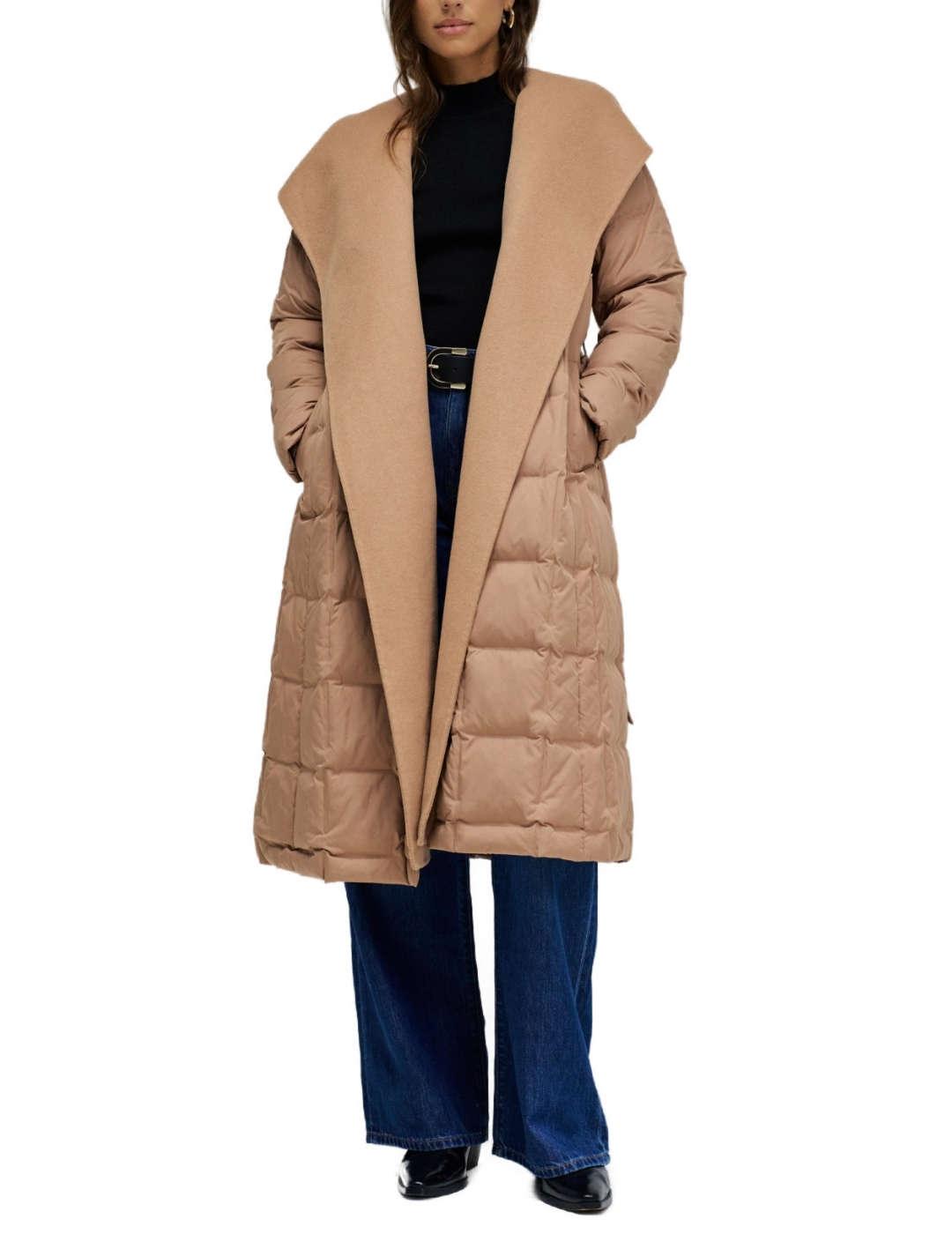 Abrigo Salsa beige acolchado con cinturón para mujer