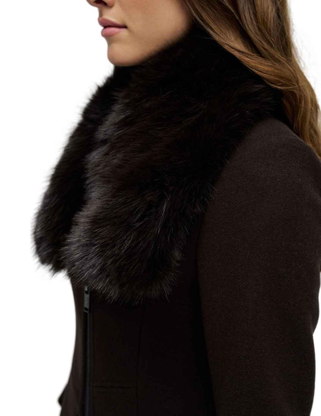 Abrigo Salsa marrón con pelo y lana para mujer