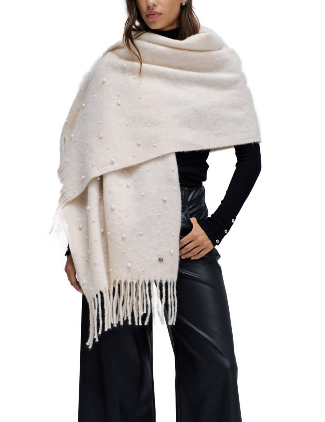 Bufanda Salsa crema detalle perlas y flecos para mujer