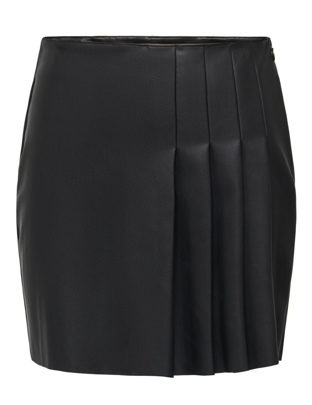 Falda Only Artzy negra polipiel corta semiplisada para mujer