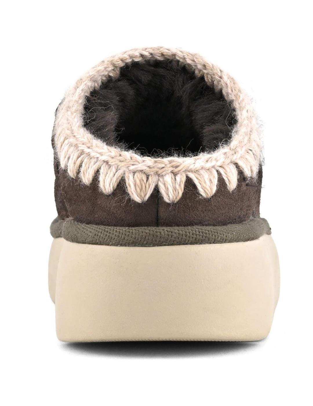 Zueco Mou Bounce logo marrón y beige borreguito para mujer