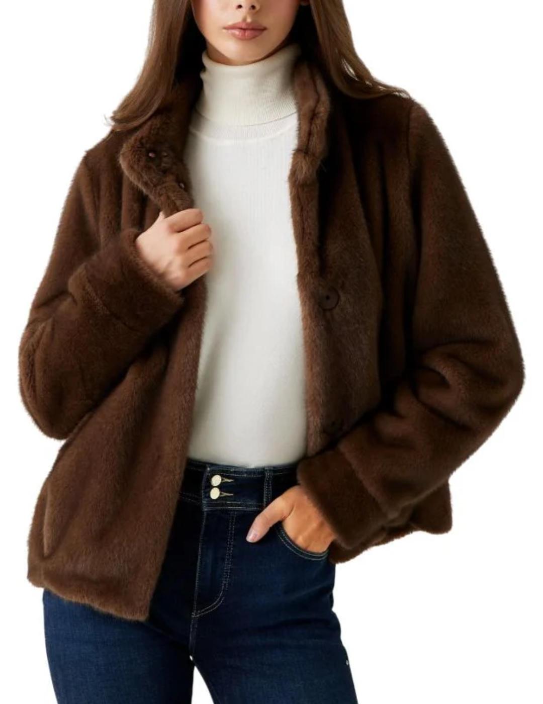 Abrigo Guess Luna de pelo marrón para mujer